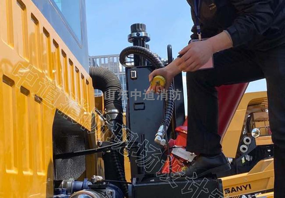 四川水基自动灭火装置在井下矿山车辆发动机舱的使用分析