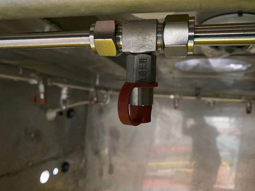 电池高低温试验箱全氟己酮灭火系统具有高效的灭火能力